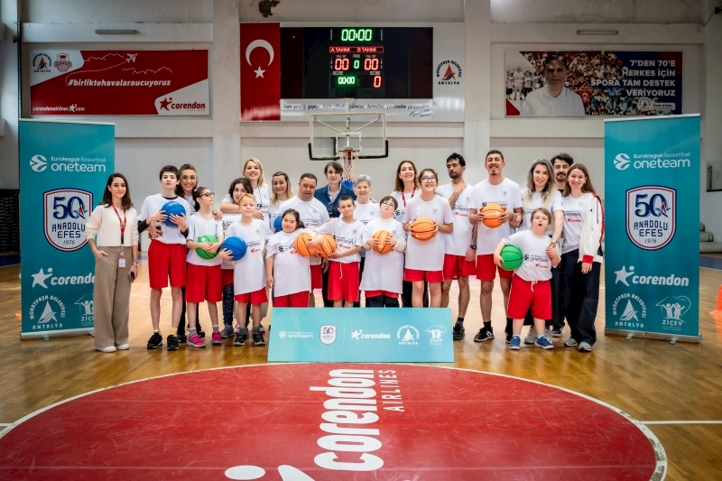 Anadolu Efes’in Sosyal Sorumluluk Programı “One Team”, Yeni Dönemine Antalya’da Devam Ediyor