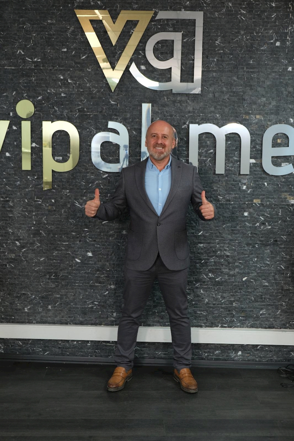 VİP AHMET “PAYLAŞARAK BÜYÜYORUZ” SLOGANIYLA GÜN GEÇTİKÇE BÜYÜMEYE DEVAM EDİYOR
