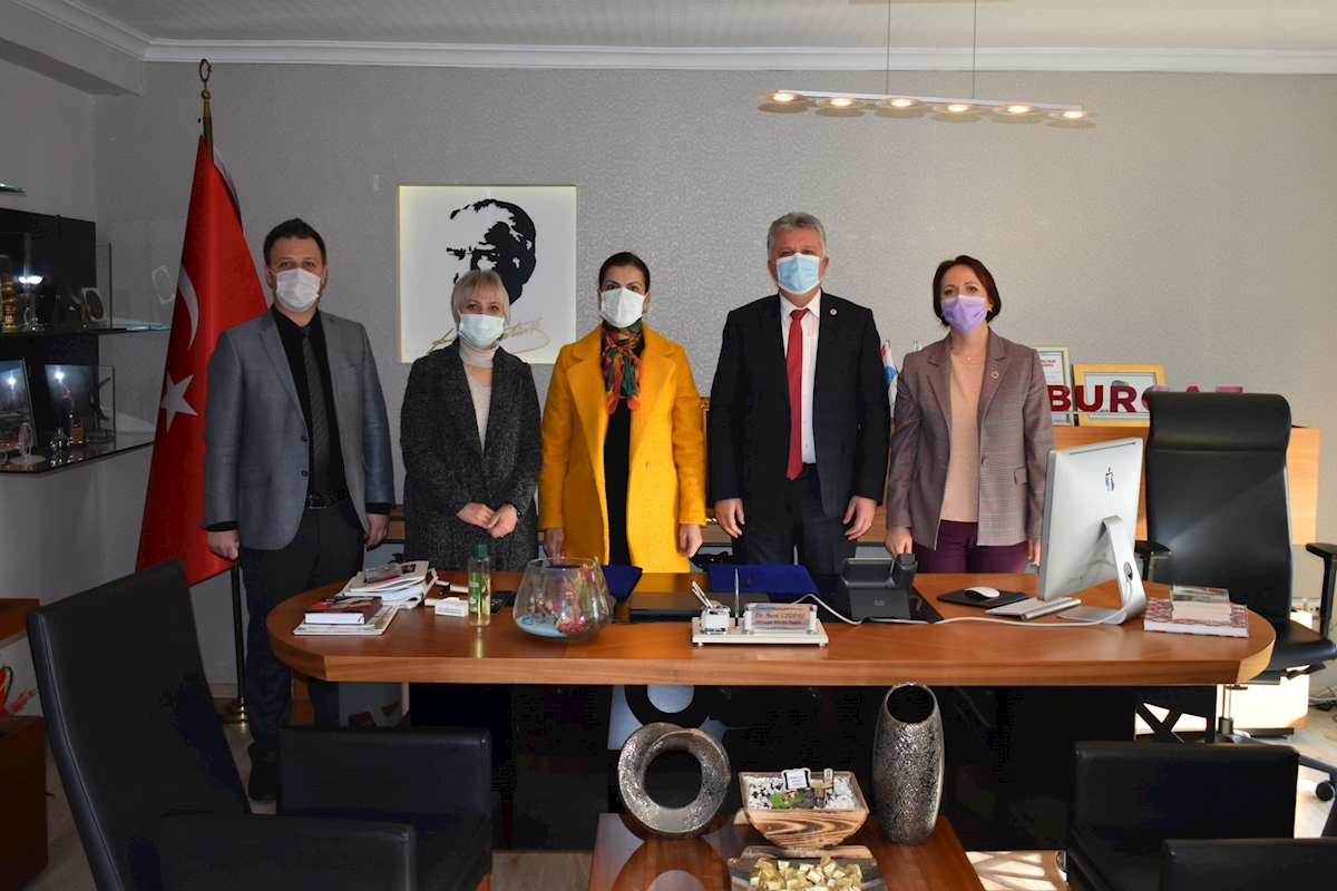 LÜLEBURGAZ BELEDİYESİ “KADINLAR” İÇİN İŞ BİRLİĞİ PROTOKOLÜ İMZALADI