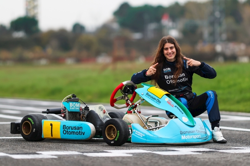 Pistlerde Kadın Gücü: Milli Karting Pilotu Ayşe Çebi Türkiye Şampiyonu Oldu