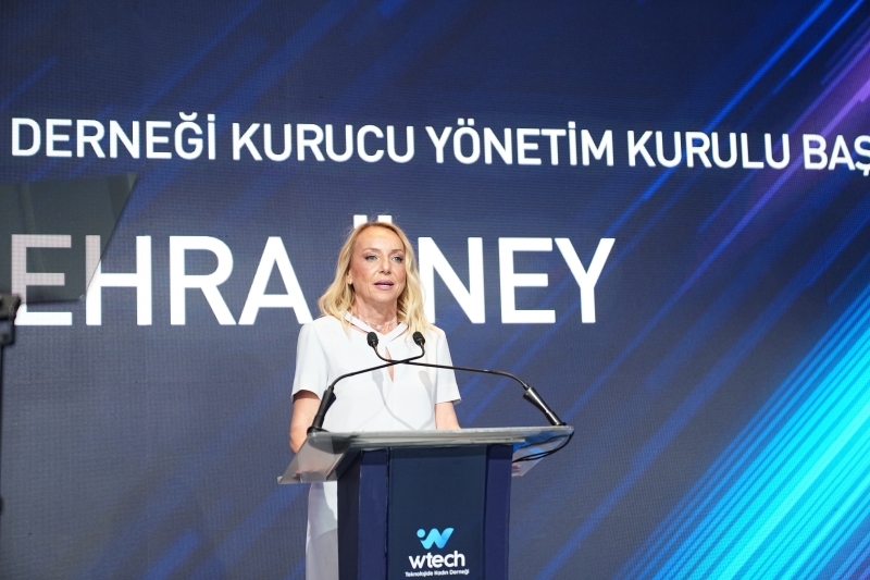 Gelecek teknolojideyse, teknolojide kızlar da olacak