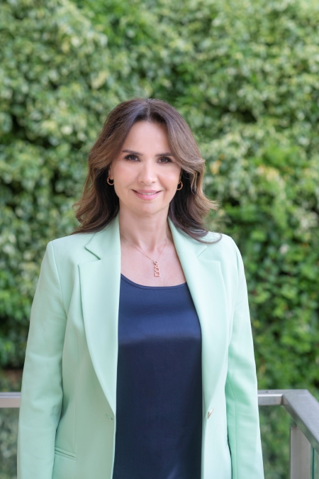 Kadınların iş dünyasında daha fazla söz sahibi olmalarını sağlamaya kararlıyız