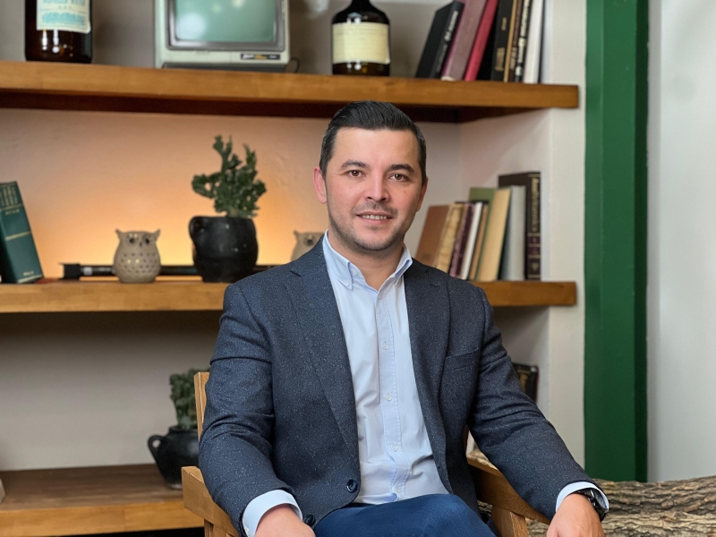 Çevresel sürdürülebilirliğe, yerel ekonomiye ve topluma değer katıyoruz