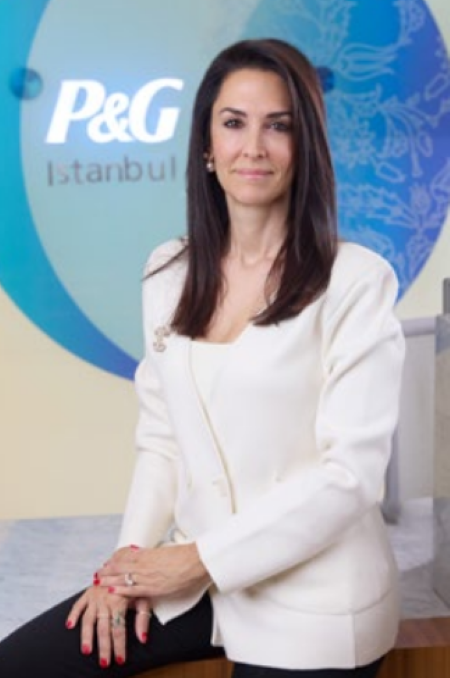 Geleceğin kadın liderlerimiz şu anda şirketimizde çalışıyor