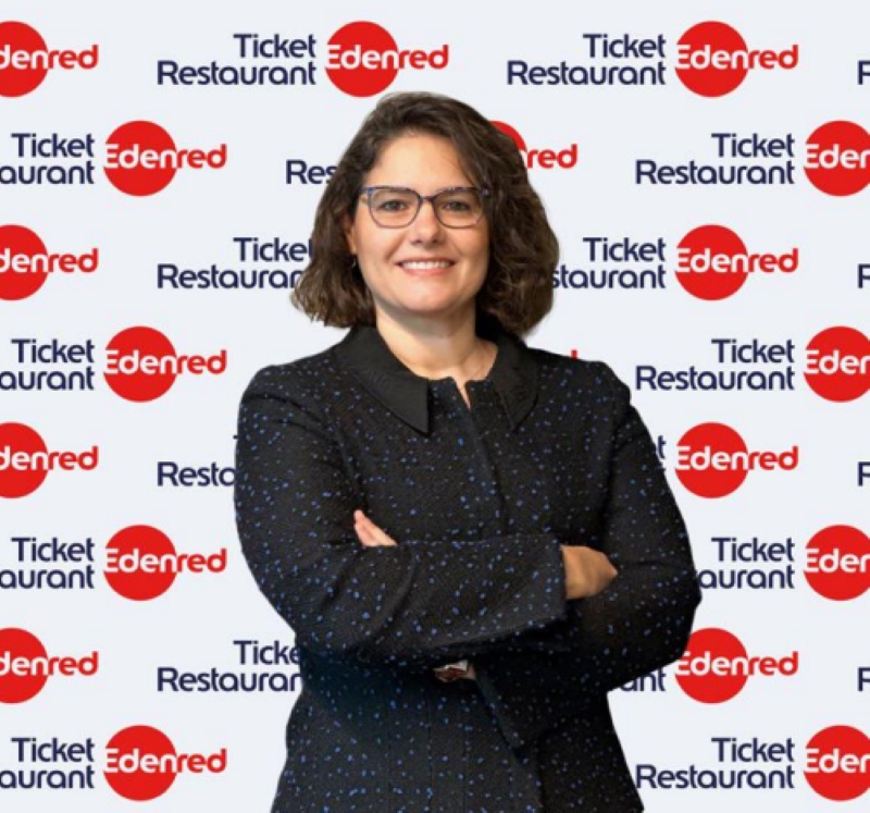 BAŞARIMIZIN İLK ANAHTARI İNSANA YATIRIM