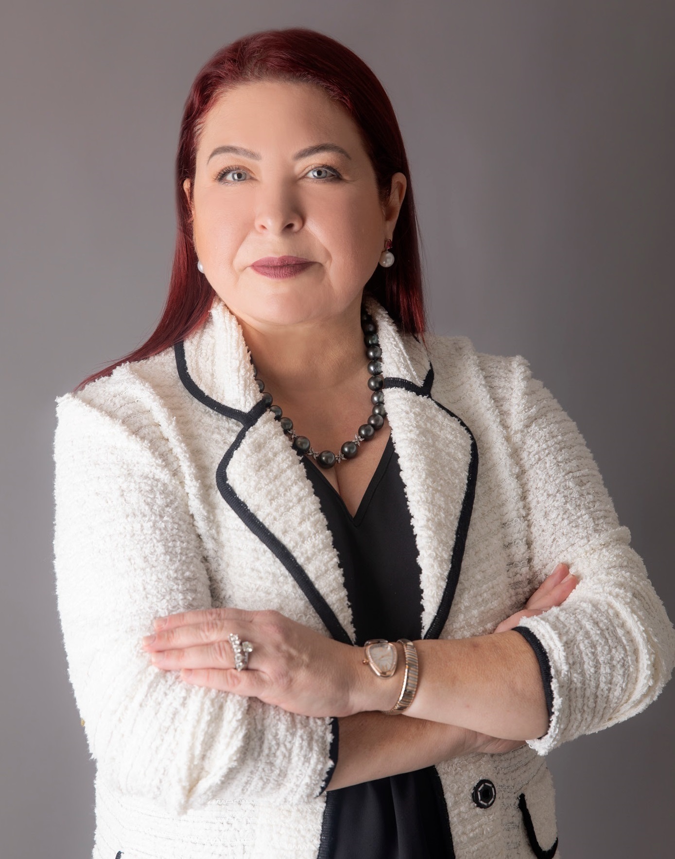 SENUR AKIN BİÇER; Arnica Yönetim Kurulu Başkanı