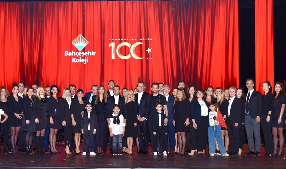 YÜZDE 72 KADIN ÇALIŞANA SAHİP BAHÇEŞEHİR KOLEJİ KADINLARIN MESLEKİ GELİŞİMİNİ DESTEKLİYOR