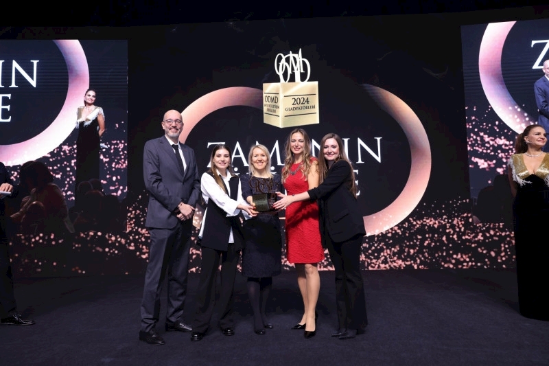 Mercedes-Benz, She’s Mentoring Programı ile 5 Prestijli Ödüle Layık Görüldü