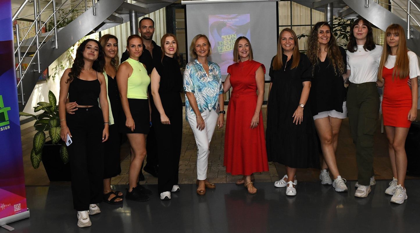 ElvanÜnlütürkCanlıMankenler