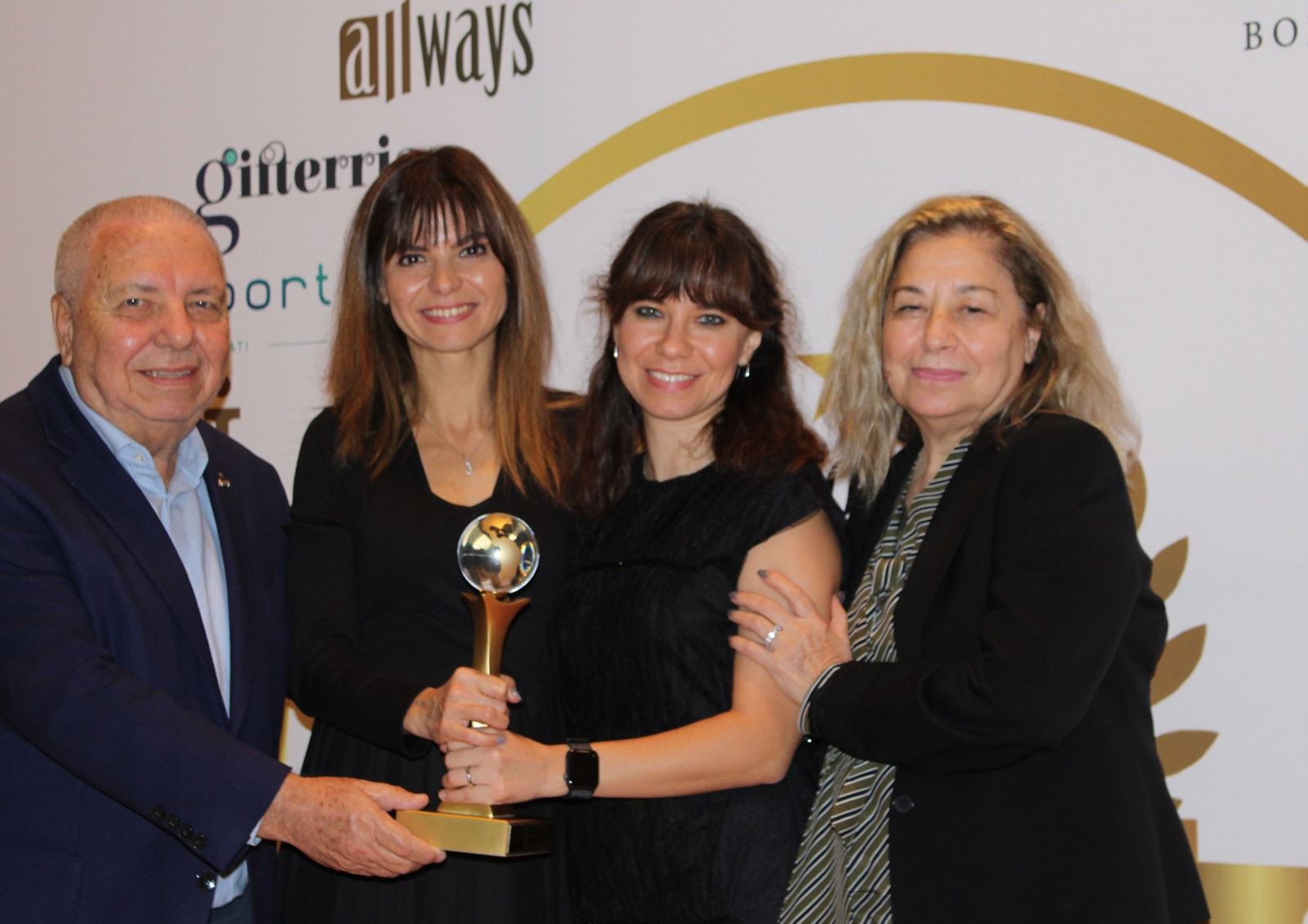 GülesinAtalay4kişibirlikte