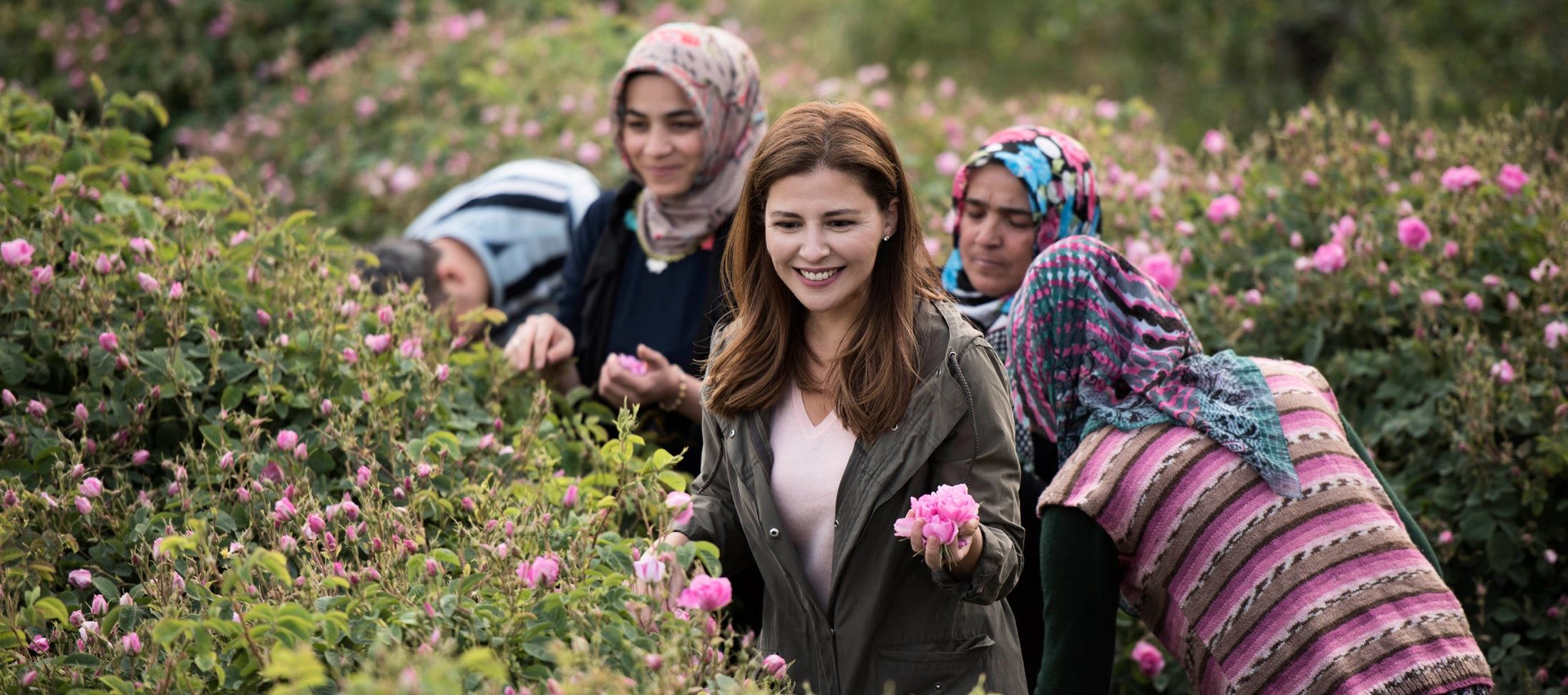 GülşahGürkankadınlarlagülbahçesinde