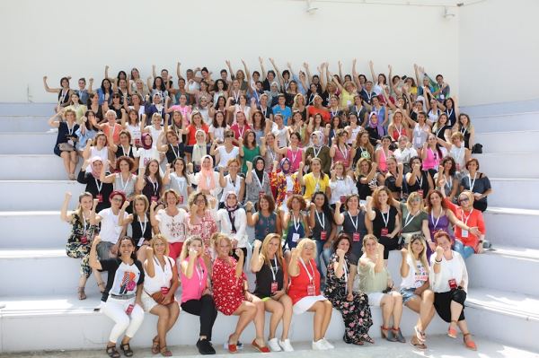 B-FİT KADIN GÜCÜYLE BÜYÜYOR