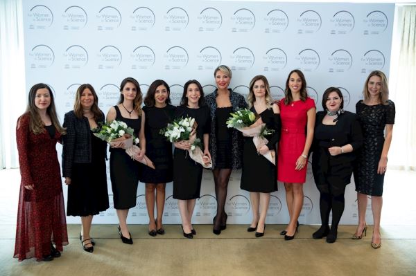 L'ORÉAL TÜRKİYE “BİLİM KADINLARINI” ÖDÜLLENDİRDİ