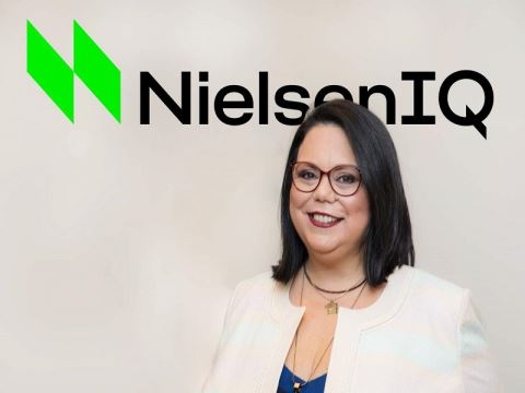 2022 LİSA “HİZMET” ÖDÜLÜ, NielsenIQ GENEL MÜDÜRÜ DİDEM ŞEKEREL ERDOĞAN’A