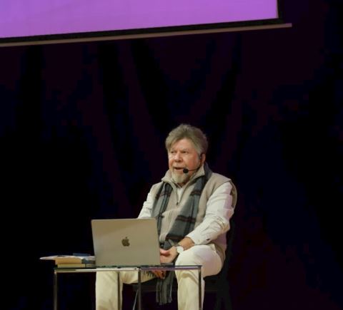 6. Uluslararası Kadın Dostu Markalar Farkındalık Ödülleri Töreni’nde Prof. Dr. Mehmet Zihni Sungur’dan İlişkiler Üzerine İlham Veren Söyleşi