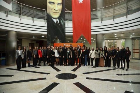 Akcoat ve Sakarya Üniversitesi, “Kadınlar İçin Birlikte Güçlüyüz” Panelini Düzenledi