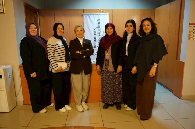 Balparmak Arıcılık Akademisini..