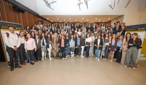 Binance TR Teknolojide Kadın Akademisi, İzmirli Kadınlarla Buluştu