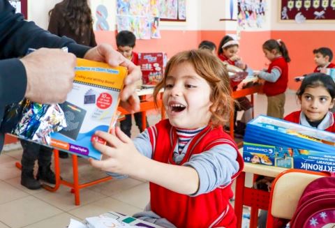 CCN Holding, Mutluluk Harekâtı ile Çocukların Hayallerine Ortak Oldu