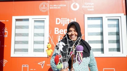 “Dijital Benim İşim” Projesi ile 61 binden Fazla Kadının Dijital Yolcuğu Desteklendi