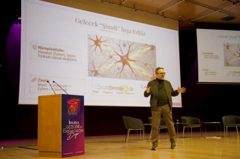 Dr. İbrahim Etem Şanlıer, 6. Uluslararası Kadın Dostu Markalar Farkındalık Ödülleri Töreni’nde “Şifa Sanatı”nı Anlattı