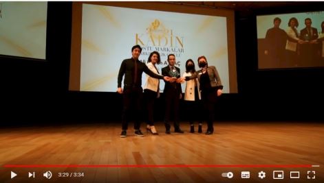 LİMAK ULUDAĞ ENERJİ  “PEMBE FATURA İLE MEME KANSERİNE FARKINDALIK”PROJESİYLE KADIN DOSTU MARKALAR 2021 FARKINDALIK ÖDÜLÜNÜN SAHİBİ OLDU