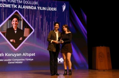 Estée Lauder Şirketleri Türkiye Genel Müdürü Nazlı Koruyan Altıpat “Yılın Lideri” Seçildi