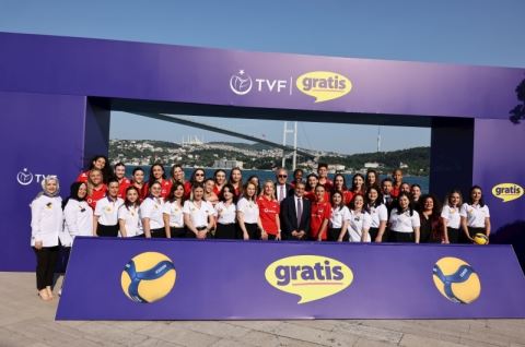 Gratis, Kadın Voleybol Milli Takımları Ana Sponsoru Oldu