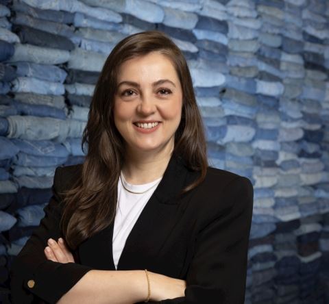 Işıl Buldur, Mavinin Cmosu Old..