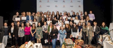 “İyi İşler” Programı Yeni Mezunlarını Verdi