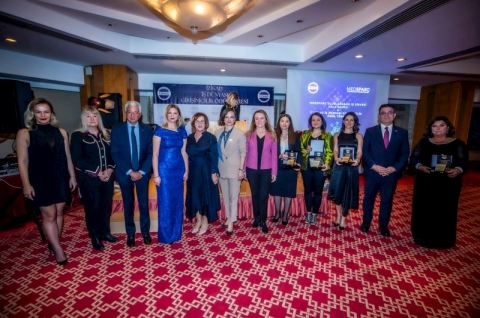 İZİKAD 6. İş Dünyası Girişimcilik Ödülleri İzmir’de Sahiplerini Buldu