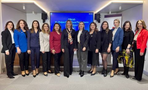 İZİKAD’da Başkanlık Görevi Yeniden Özden Monkul Erten’e Emanet