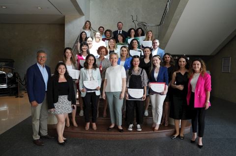 “KADIN LİDERLER PROGRAMI” İLK MEZUNLARINI VERDİ