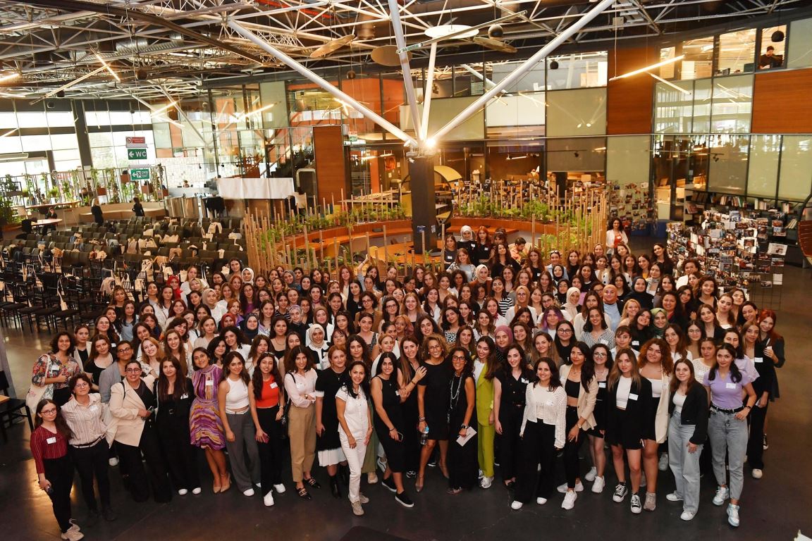 GELECEĞİN KADIN LİDERLERİ PROGRAMI MEZUN SAYISI 1750’YE ULAŞTI