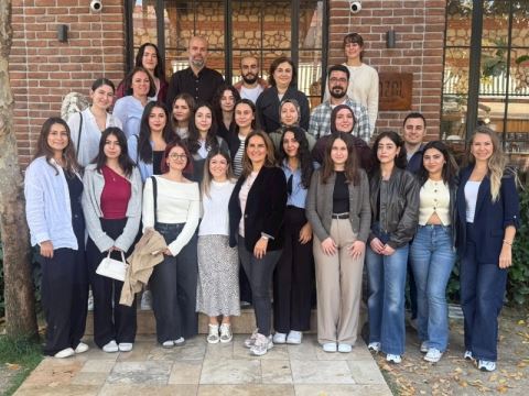 Koçfinans, Turuncu Kanatlar Mentorluk Programı’nın 3. Dönemini Denizli’de Tamamladı