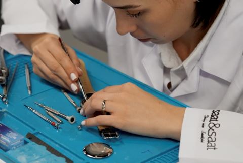 Saat&Saat “Zamanın Kadın Ustaları” Belgeselini Kamuoyuyla Paylaştı