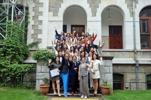 Sağlığa Yön Verecek Kadın Liderler Gelişim Programı’nın Yeni Dönemi Başlıyor