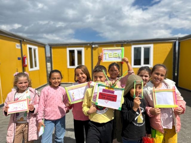 Tegv, Deprem Bölgesinde 104 Bi..