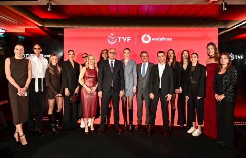 Vodafone, Kadın Voleybolu Sponsorluğunun İkinci Yılını Kutladı