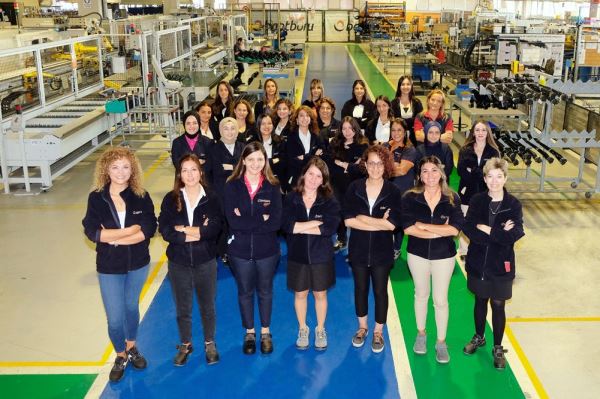 Bantboru Kadın Sporcuların En ..