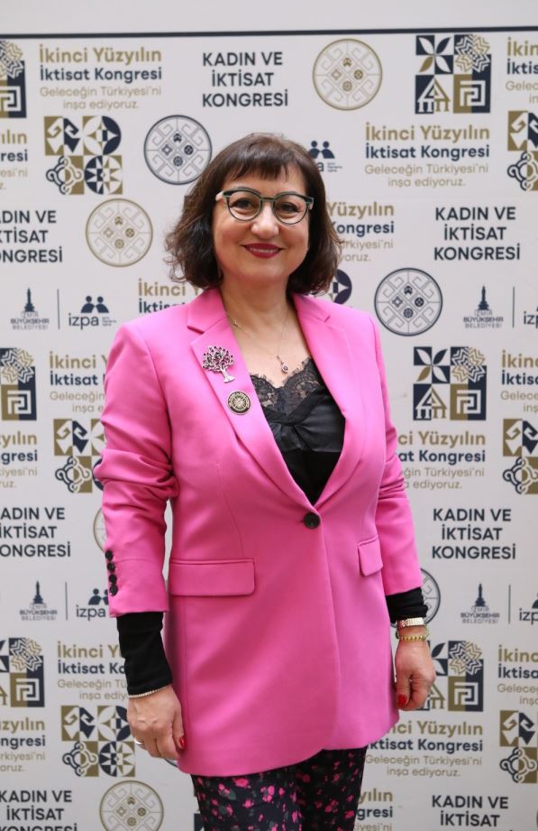 Şahika Yörükoğlu Aşkıner; Özsi..